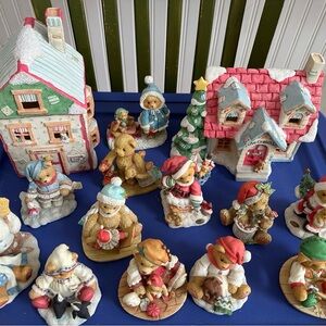 Cherished Teddies Christmas Bear Houses & Figurines